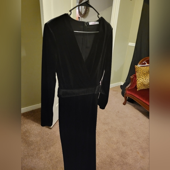 Velvet Pantsuit - Picture 5 of 6